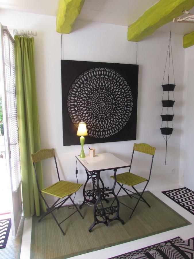La Joliette Otel Junas Dış mekan fotoğraf